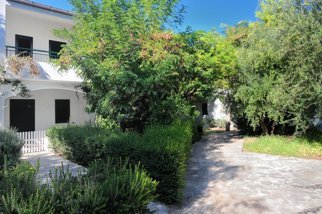 Baia Degli Aranci Camping Village Vieste Esterno foto